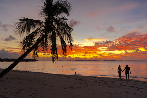 As 7 melhores praias secretas para curtir o verão a dois